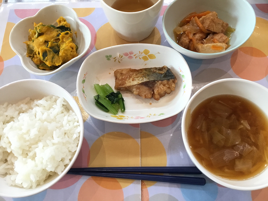 給食の画像
